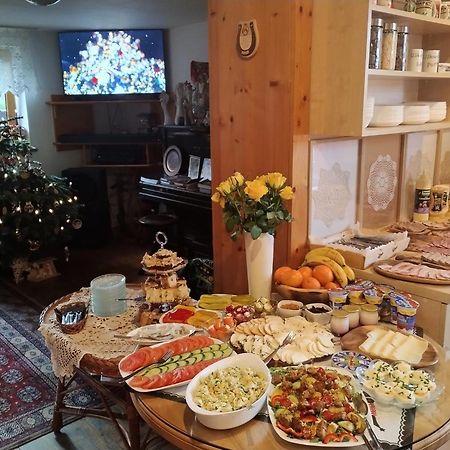 "U Skowronkow" Bed & Breakfast บุโควินา ทัตซานสกา ภายนอก รูปภาพ