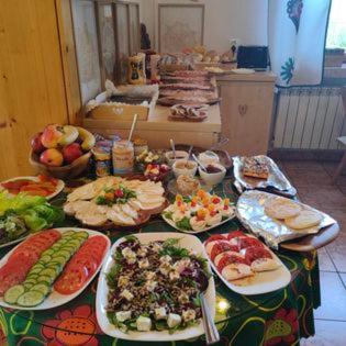 "U Skowronkow" Bed & Breakfast บุโควินา ทัตซานสกา ภายนอก รูปภาพ