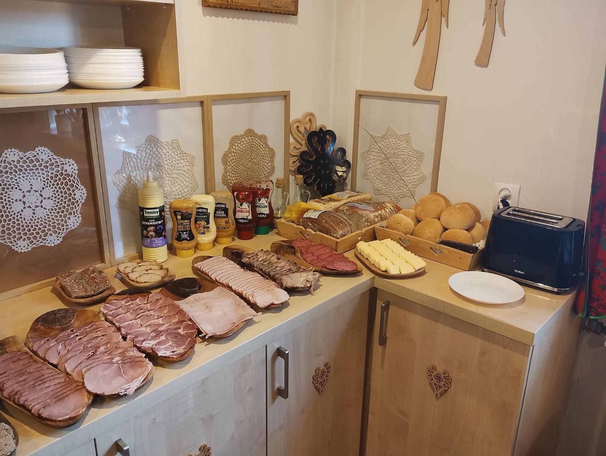 "U Skowronkow" Bed & Breakfast บุโควินา ทัตซานสกา ภายนอก รูปภาพ